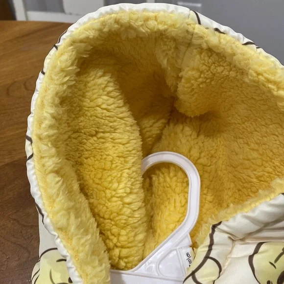 COPY - NWT. Disney Baby, size 6-9 months, Winnie the Pooh, snowsuit. - Picture 9 of 16